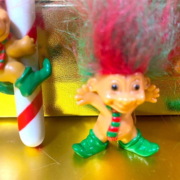 RUSS BERRIE VINTAGE CHRISTMAS ELF TROLLS & CANDY CANE ELF TROLL ORNAMENTS BUNDLE - Picture 13 of 16